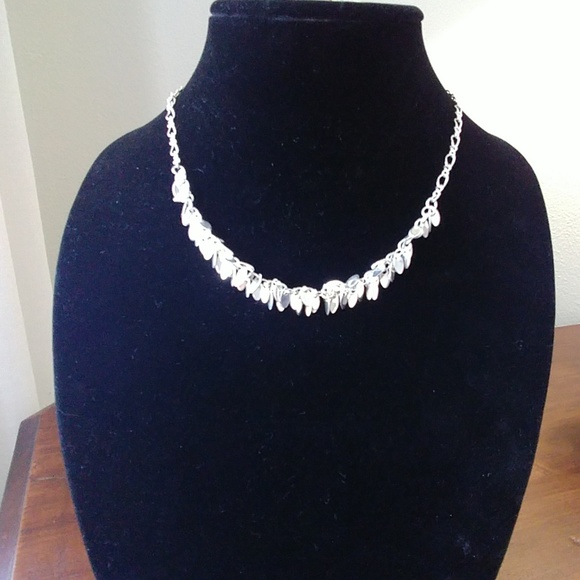 Nina Ricci Necklace & Earring Set - Picture 2 of 6